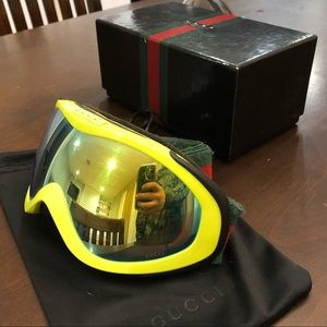 Gucci Fluorescent Designer Ski Goggles Mirror Lens
